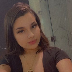 Meet your Posher, Fatima